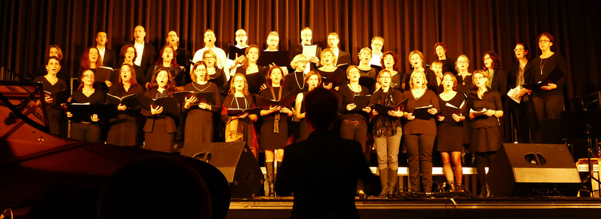 Mehr über den Artikel erfahren Aufruf: Der Eltern-Lehrer-Chor sucht Verstärkung!