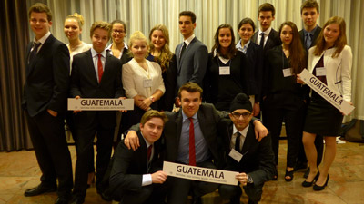 Mehr über den Artikel erfahren National High School Model United Nations 2015