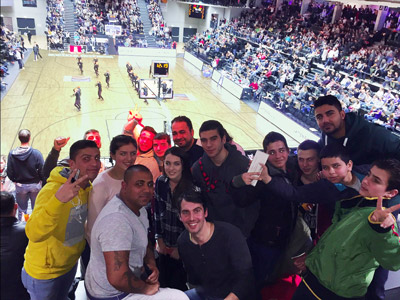 Mehr über den Artikel erfahren Flüchtlingssport: Einmal professionellen Basketball sehen