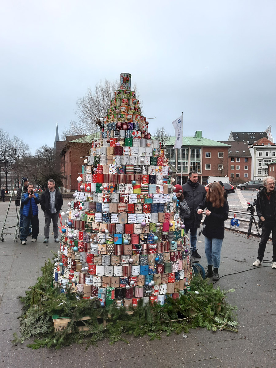 Mehr über den Artikel erfahren „Baum der Gaben“ am Bondenwald und am Michel