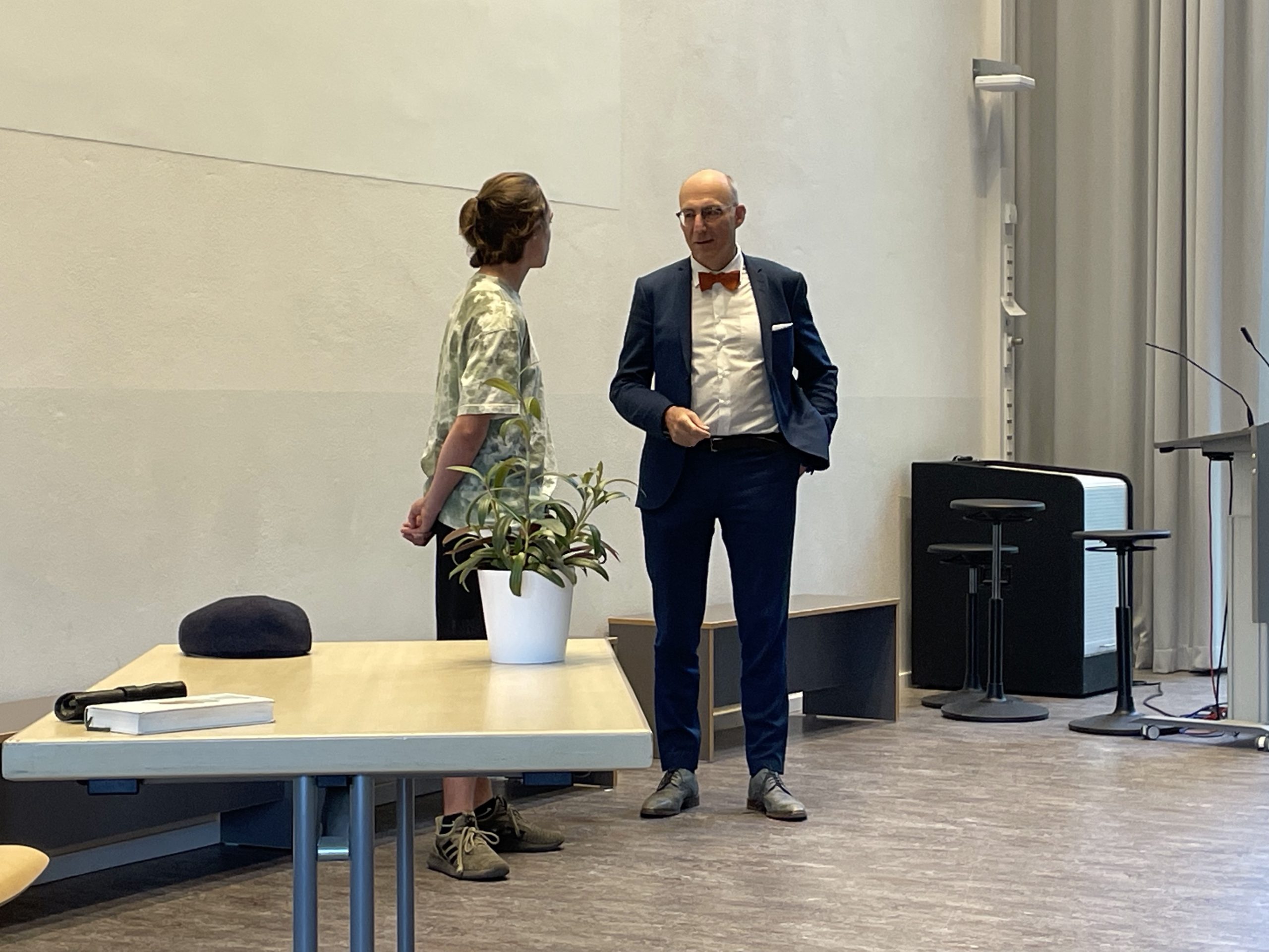 Mehr über den Artikel erfahren Autoren-Lesung