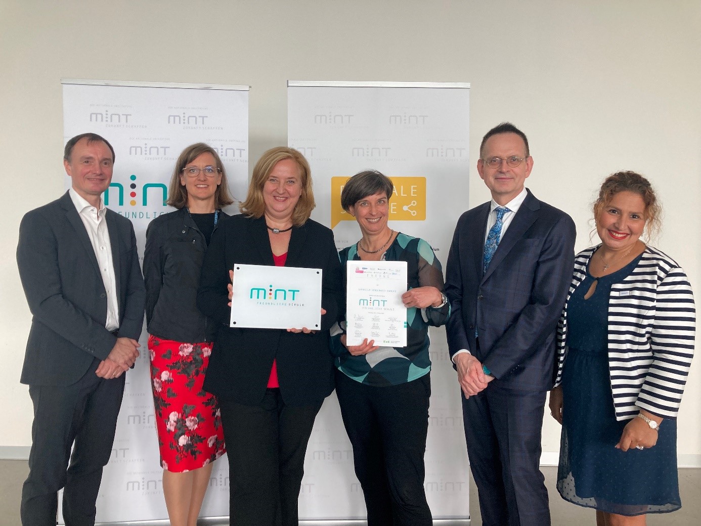 Mehr über den Artikel erfahren MINT-freundliche Schule