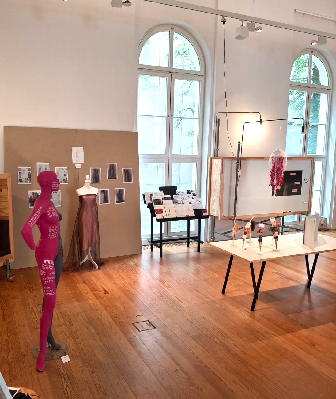 Mehr über den Artikel erfahren Blitzausstellung der Kunstpioniere im MK&G